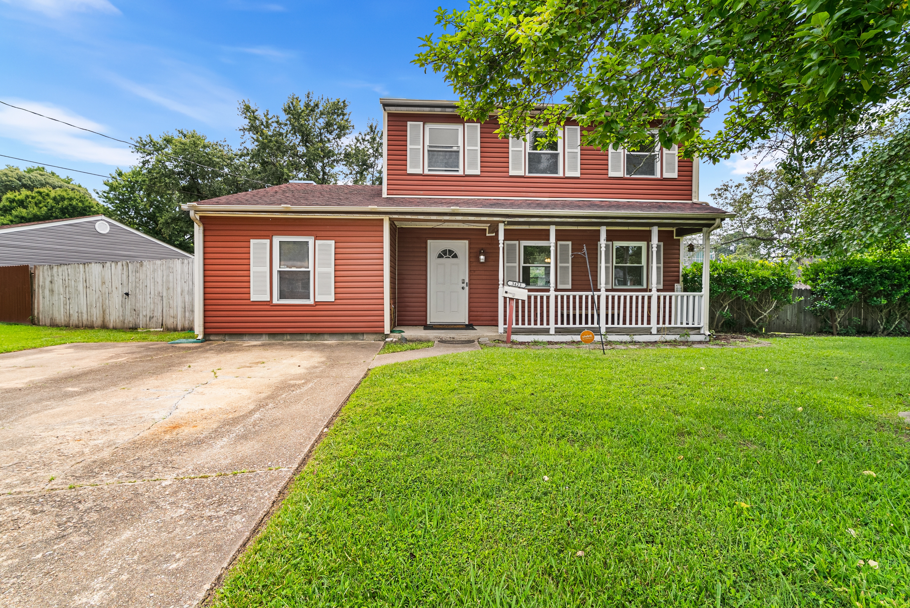 3423 Club House Road