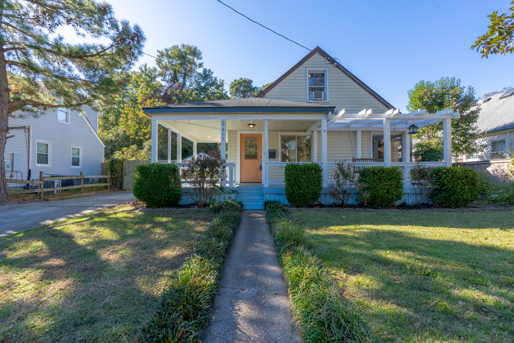 Property main image